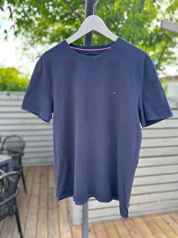 Tommy Hilfiger