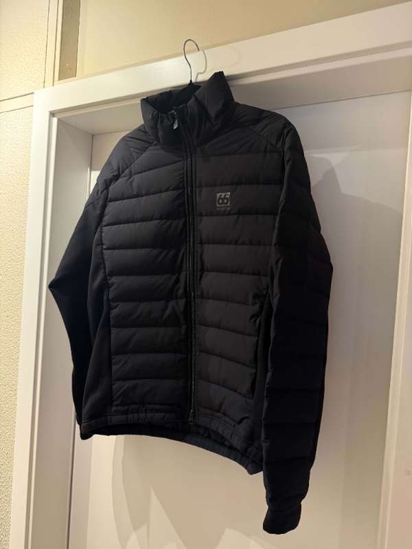 66N Ok Down Jacket - Svartur
