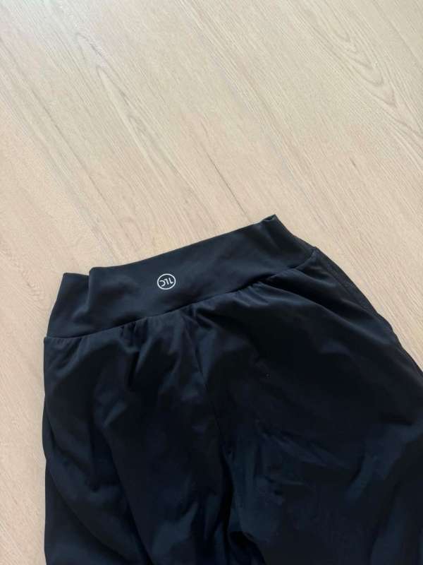 define the line buxur