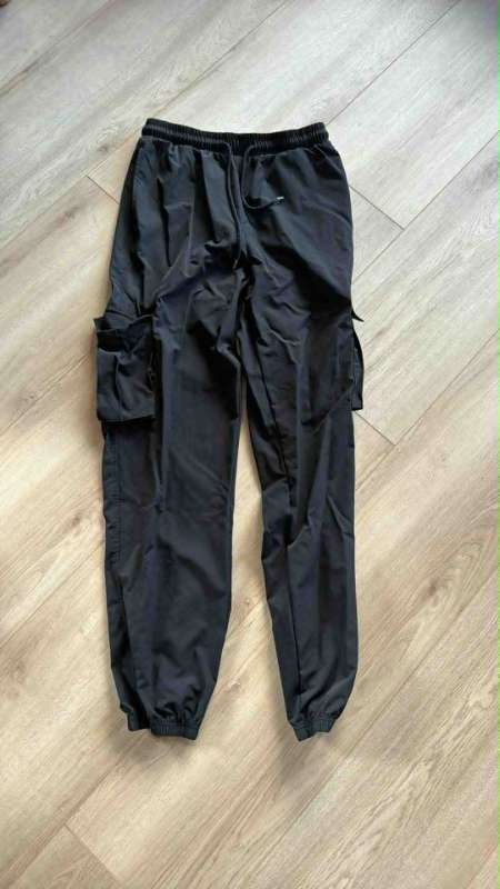 Buxur svartar