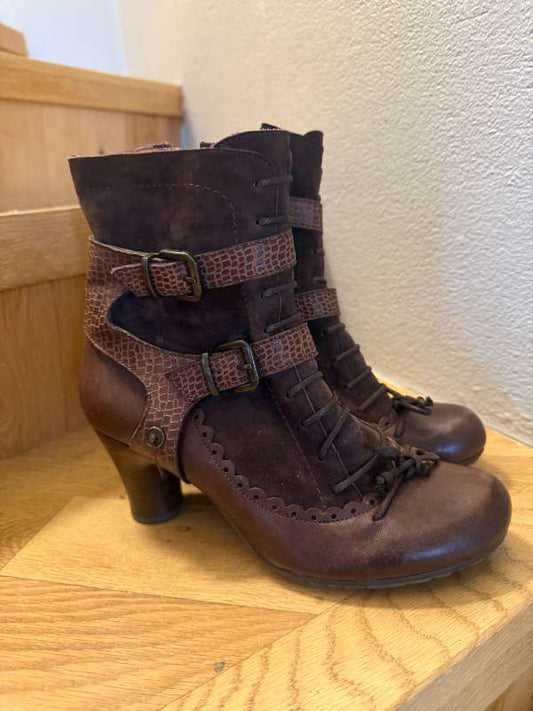 Brúnir skór ónotaðir st: 37