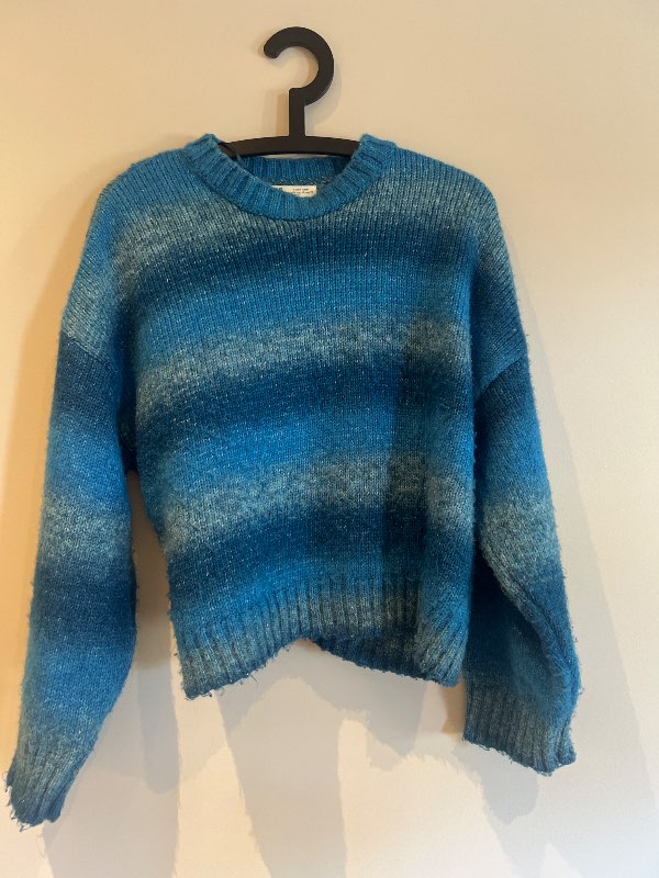 Pull&bear peysa dökkblá