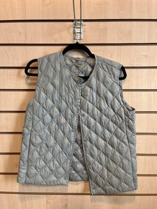 Uniqlo Vesti