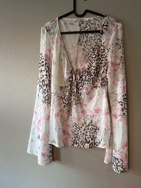 Urban outfitters blússa