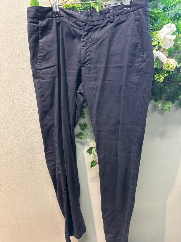Hugo Boss buxur