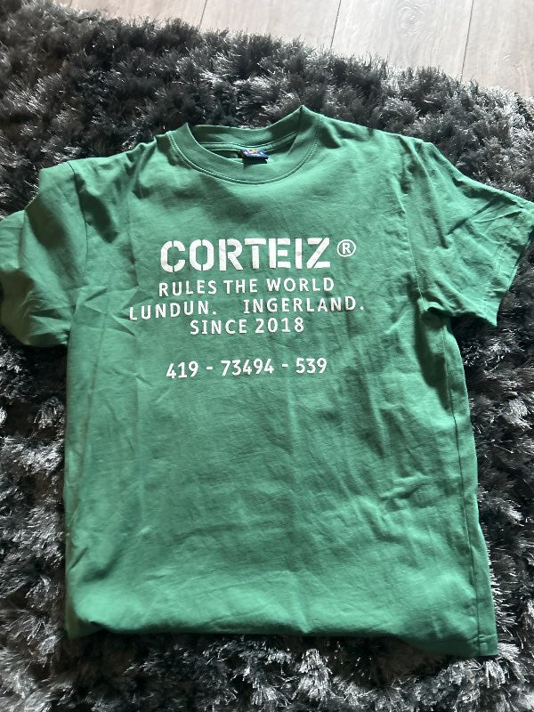 Corteiz stuttermabolur