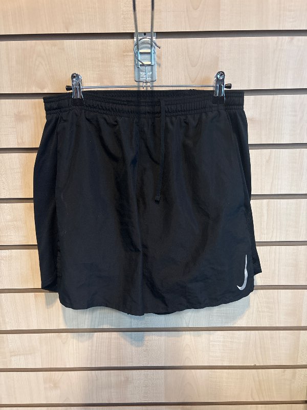 Nike stuttbuxur