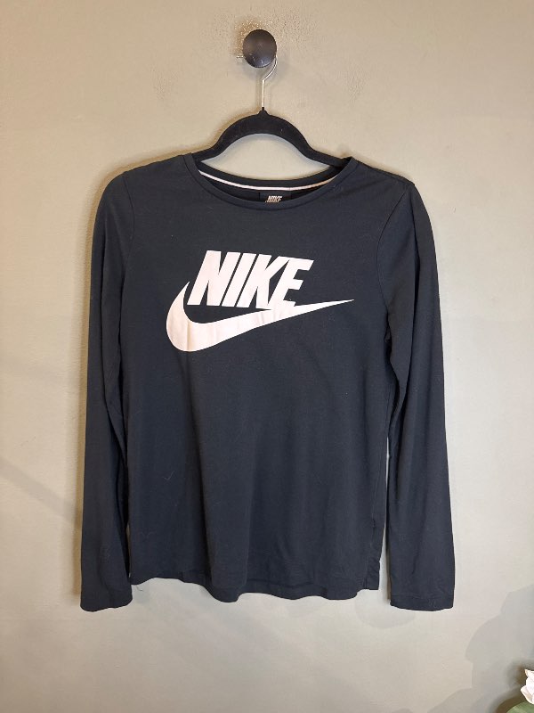 Nike Bolur