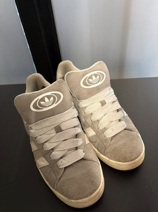 Adidas campus