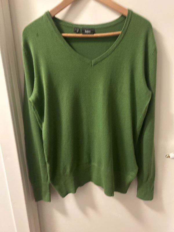 Green V neck sweater bpc