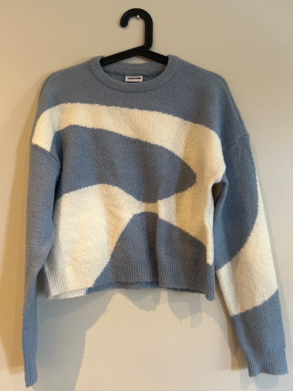 Vera moda blá/hvít peysa