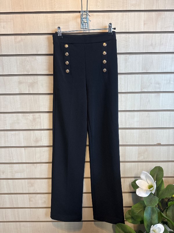 Holly & Whyte Buxur