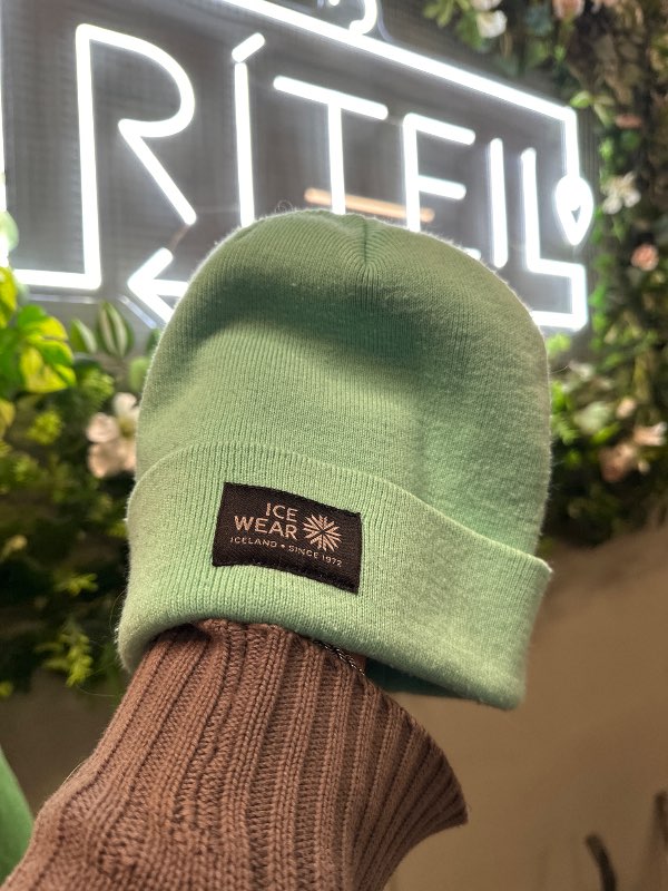 Ice Wear húfa