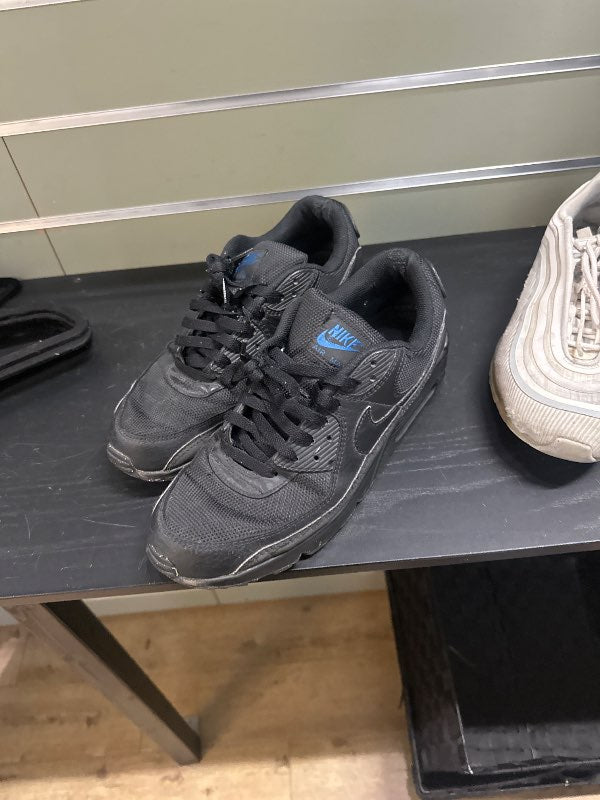 Nike air max