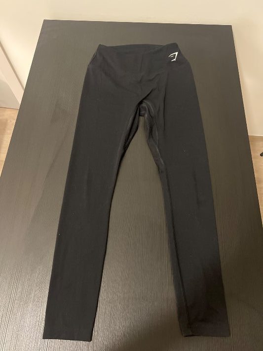 -gymshark æfingarbuxur svartar
