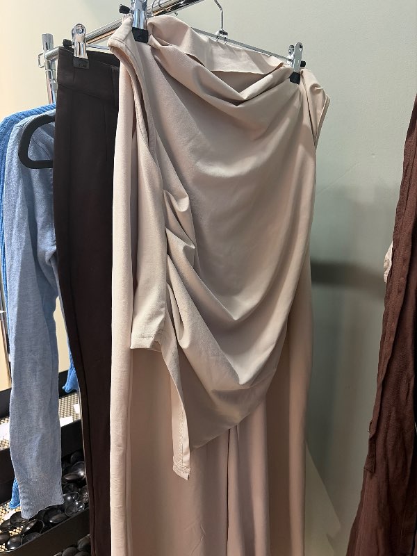 Beige sett