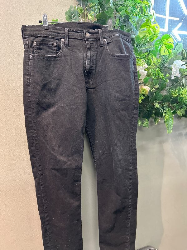 Levi’s gallabuxur