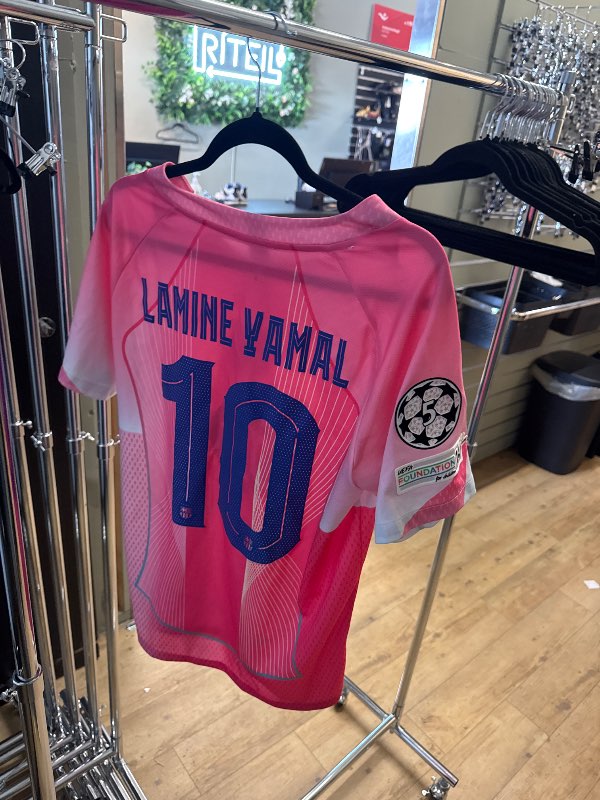 Lamine barca treyja