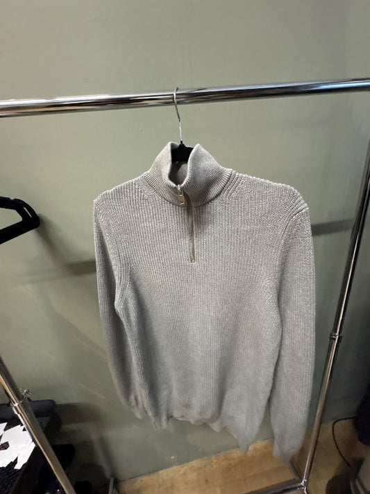 Zara zip up