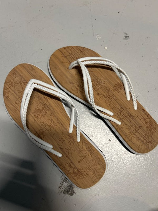 Sandalar