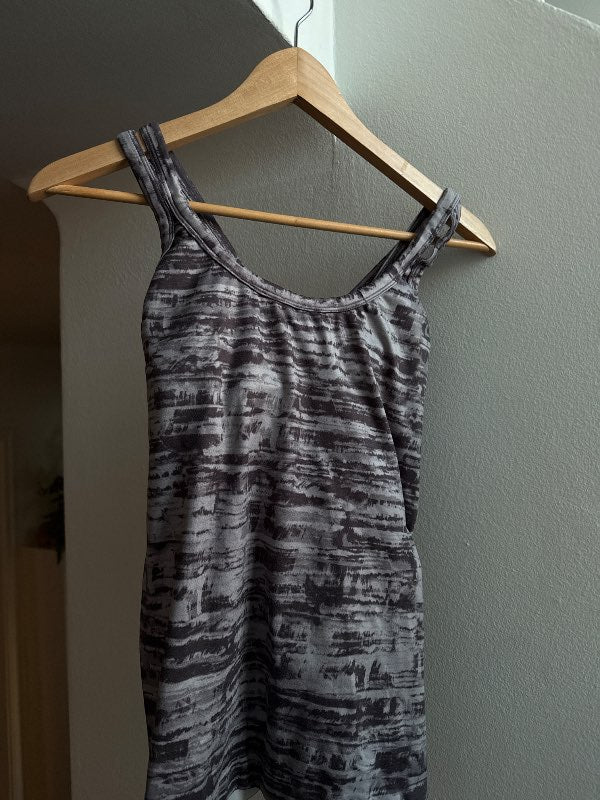 Athleta top gray