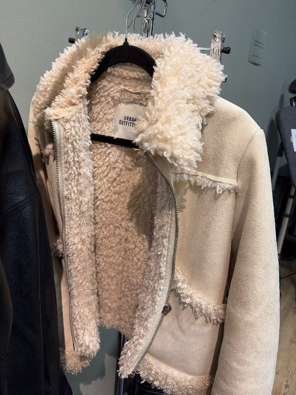 Urban outfitters jakki