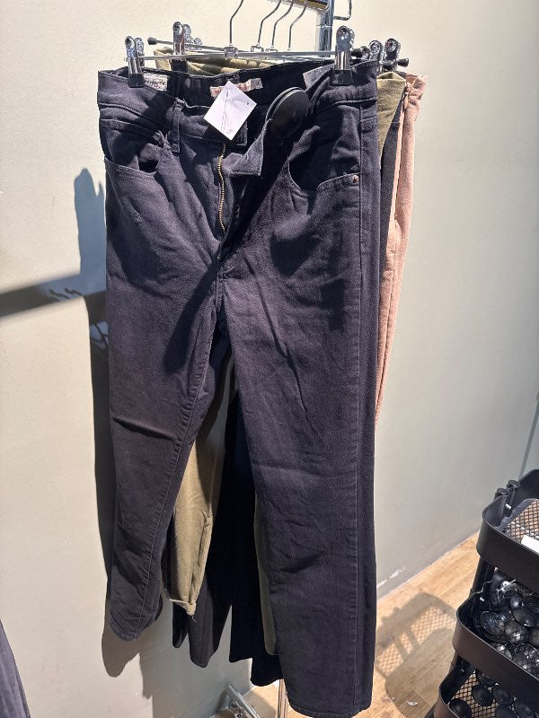 Pants levis