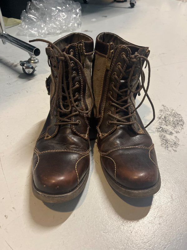 Steve Madden stígvél