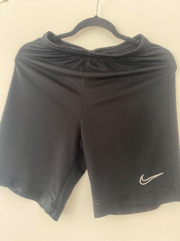Nike stuttbuxur