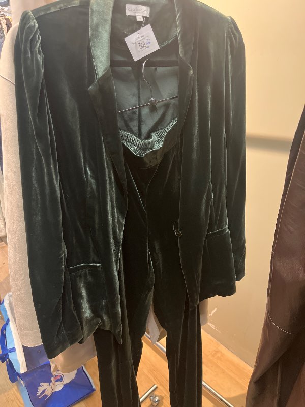 Græn velour drakt