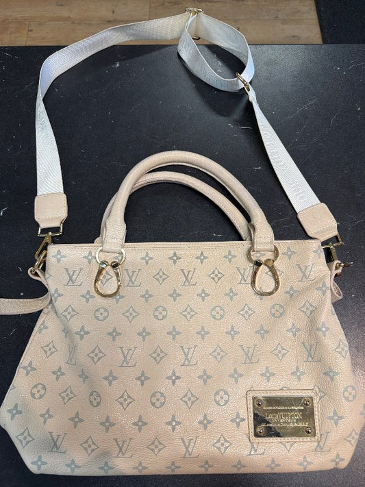 Lous vuitton replica taska