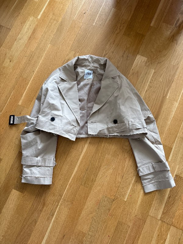 Zara Cropped trench coat