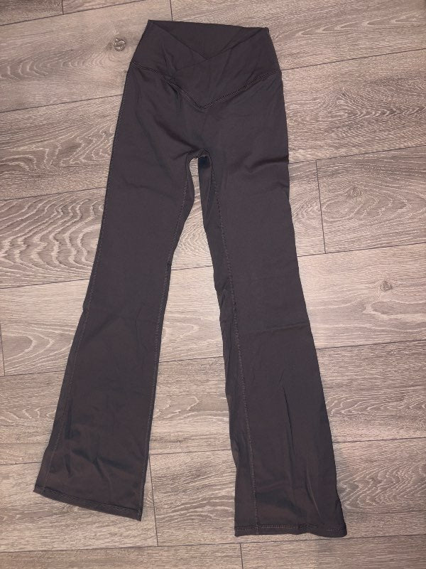 Crisscross Flare leggings