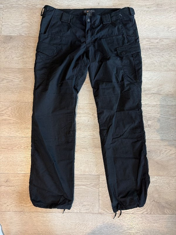 5.11 Tactical buxur -svartar