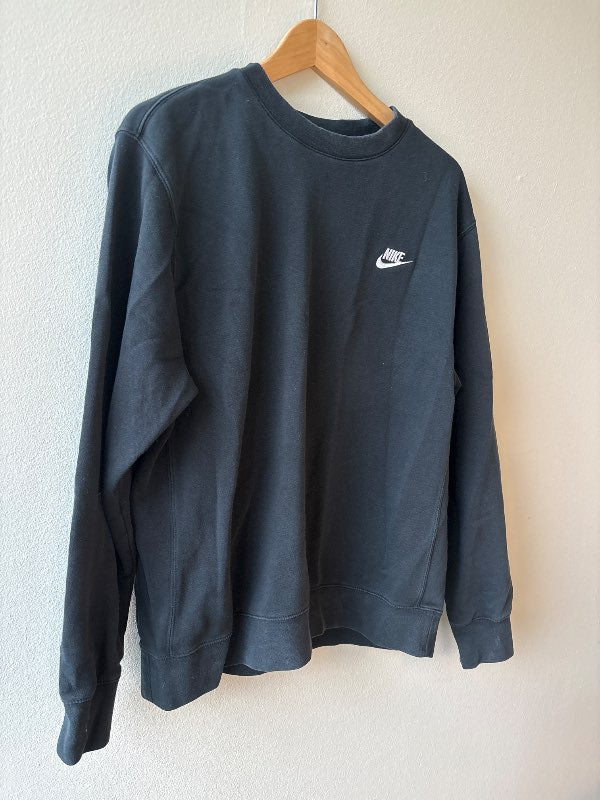Nike íþróttapeysa
