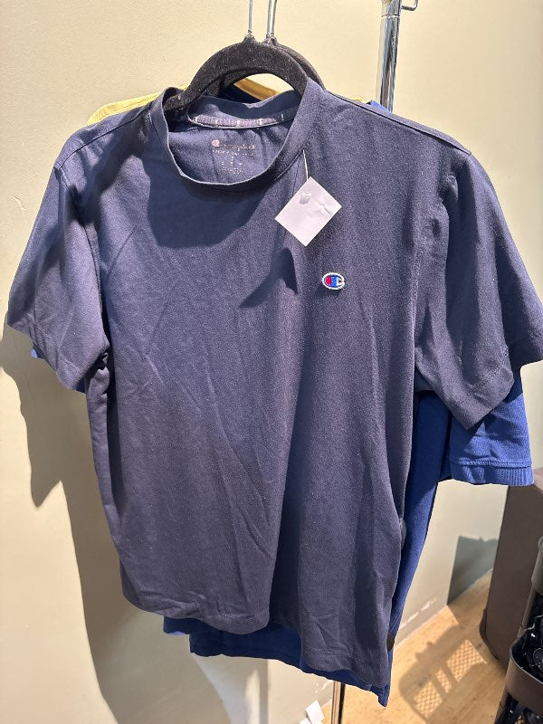 Tshirt champion