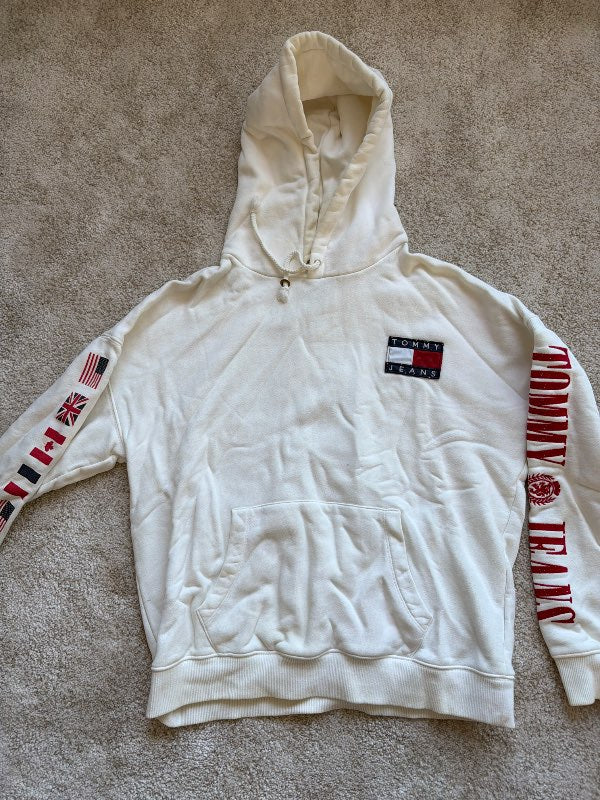 Tommy jeans hettupeysa
