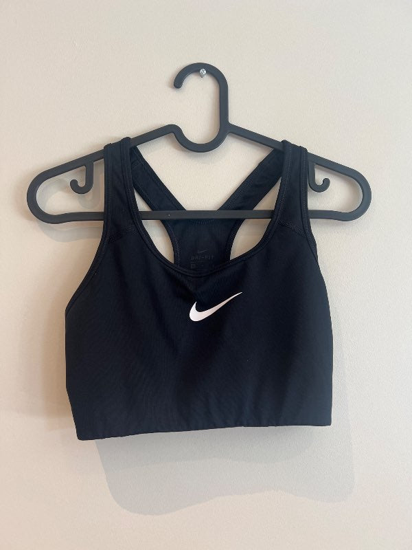 Nike íþróttatoppur svartur