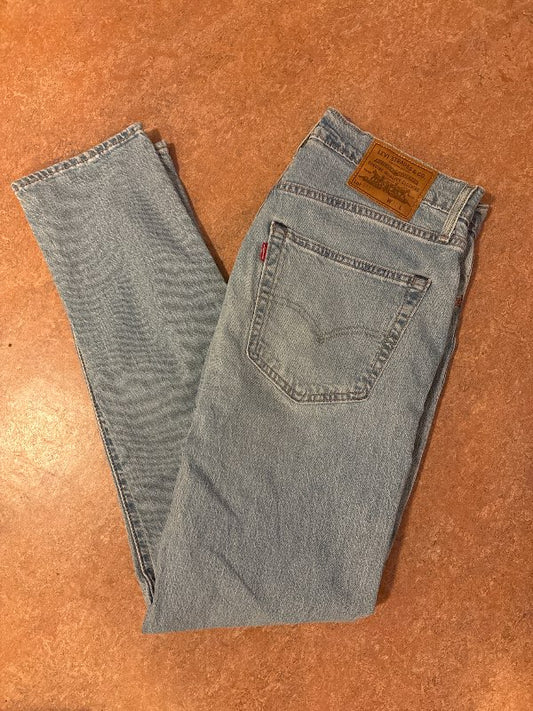 Levis buxur ljósbláar