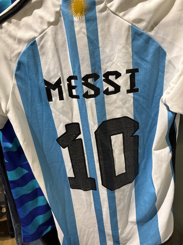 Messi treyja