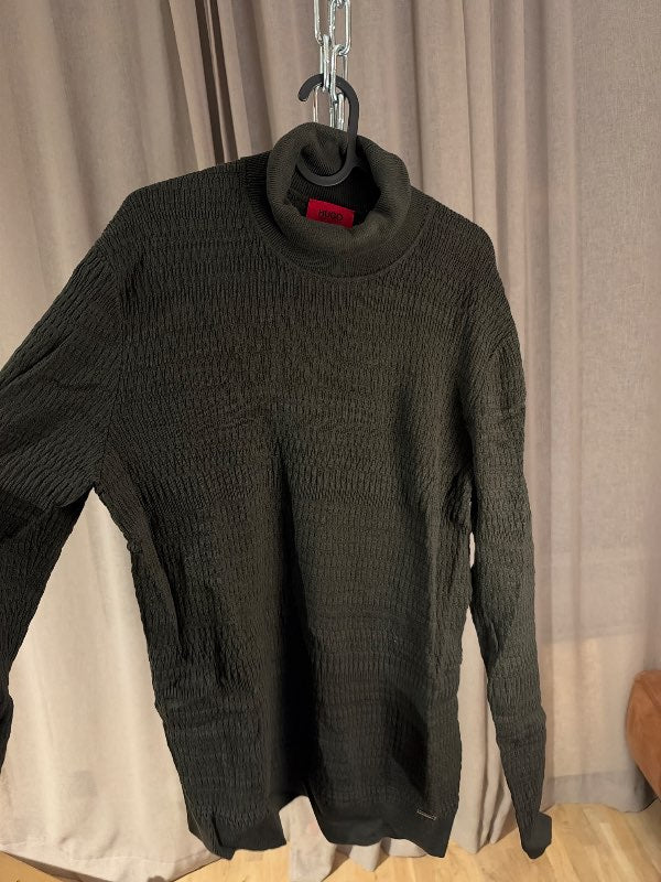 Hugo boss brún kragapeysa XL