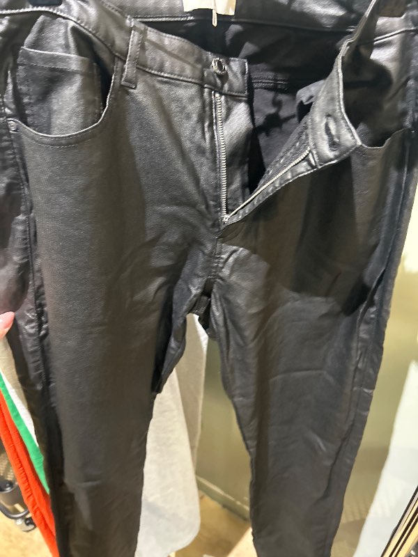 Pleðurbuxur Freequent