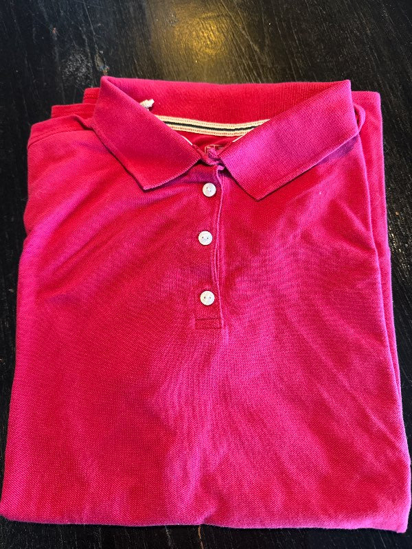Bleikur golfbolur