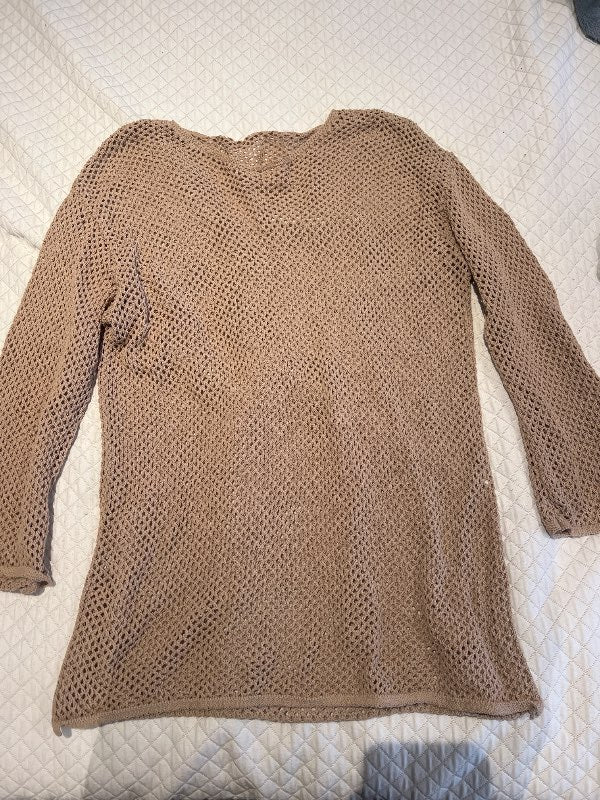Beige mesh oversized