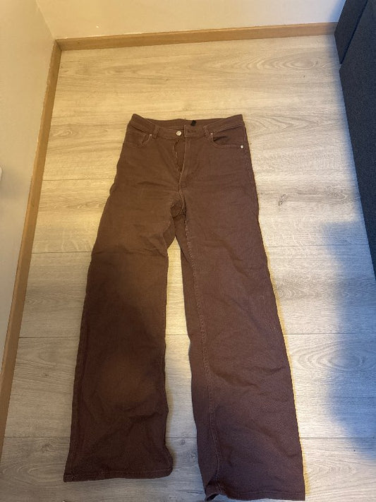 H&M brúnar buxur