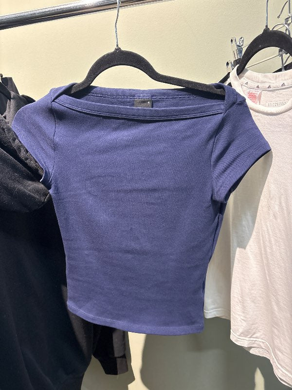 Blár bolur gina tricot