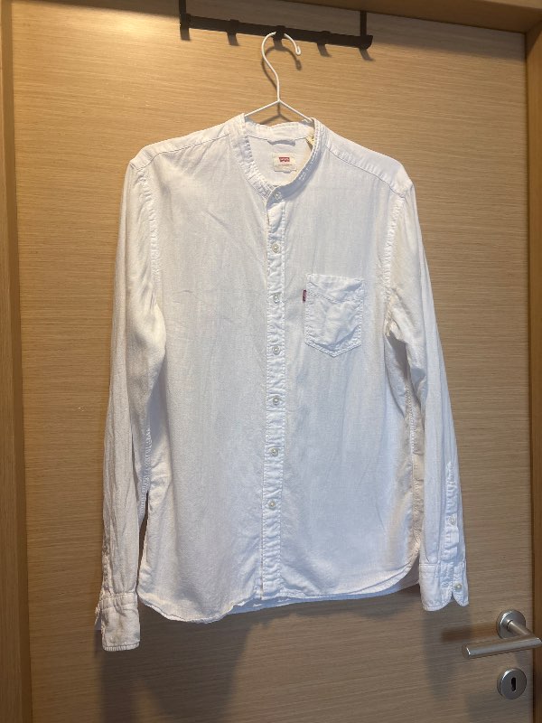 Levi’s hvít skyrta með kínakraga
