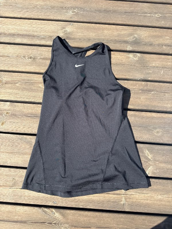 Nike svartur æfingavöllur