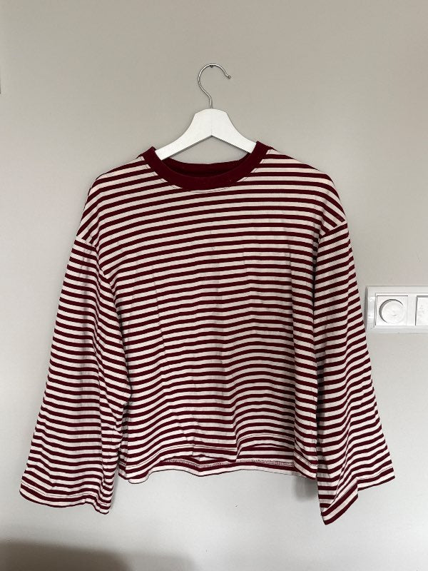 gina tricot peysa