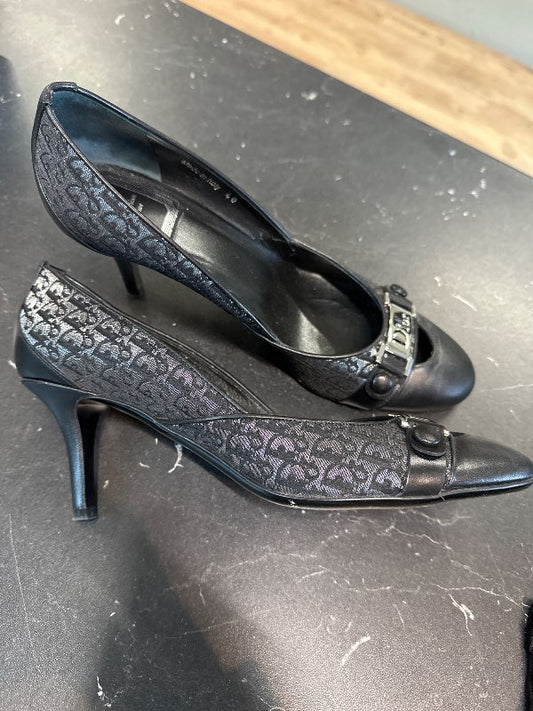 Dior hælar